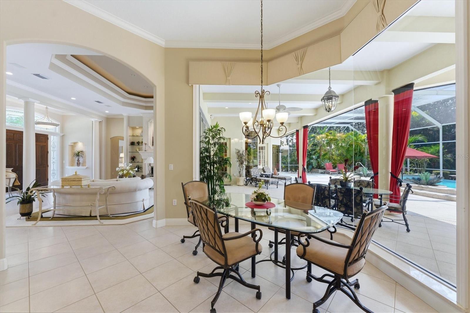 Image 25 of 57 For 8112 Collingwood Court