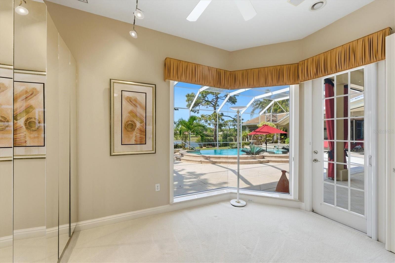 Image 36 of 57 For 8112 Collingwood Court