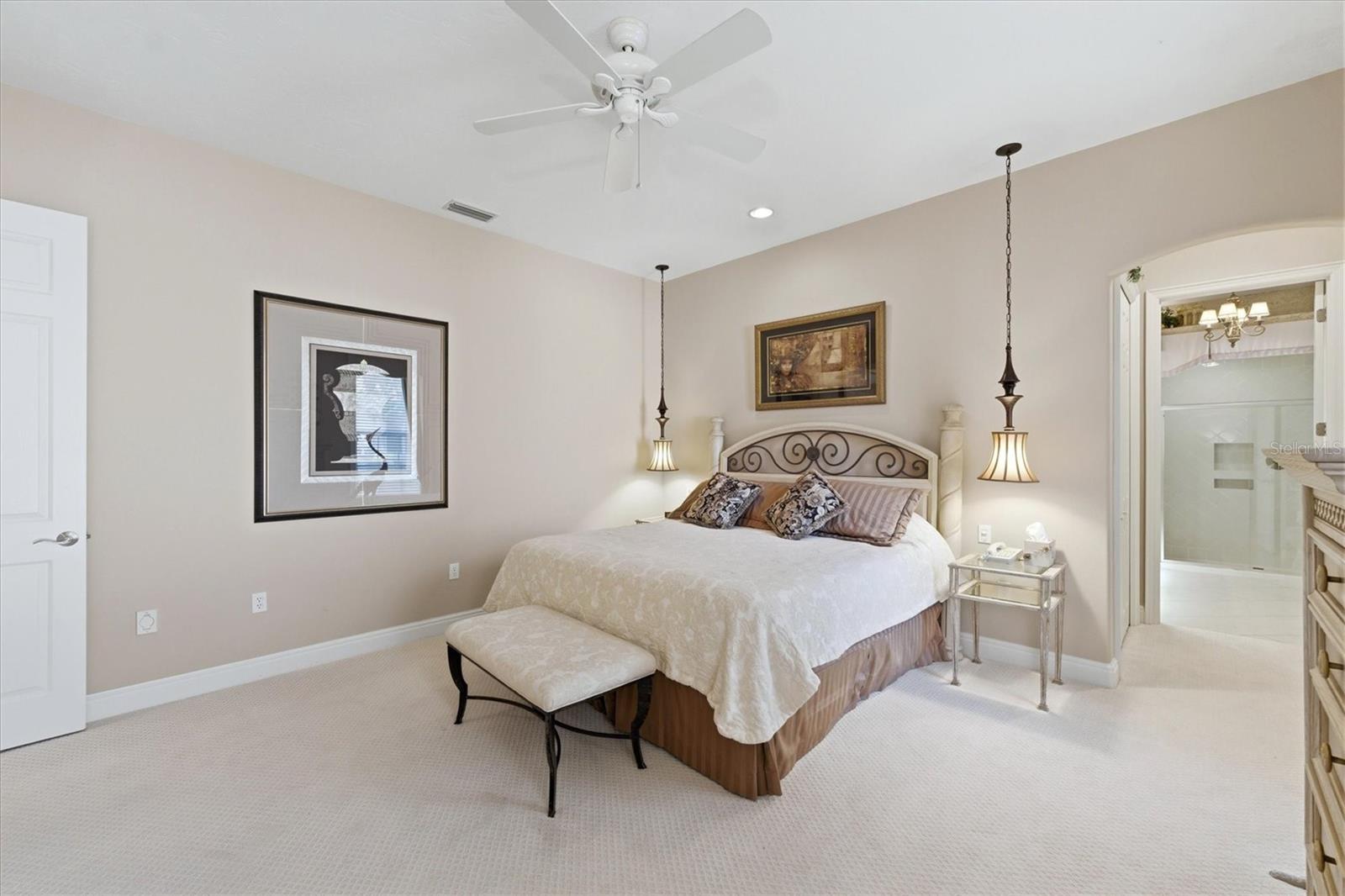 Image 38 of 57 For 8112 Collingwood Court