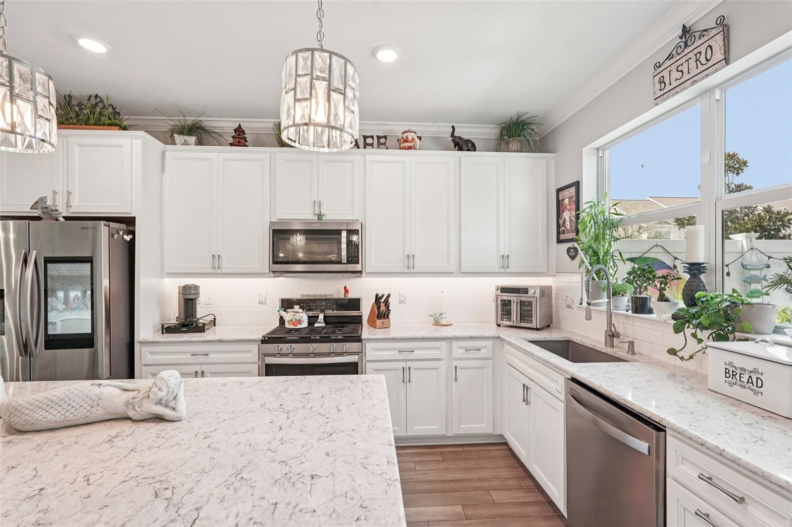 Image 12 of 48 For 11904 Pebble Drive