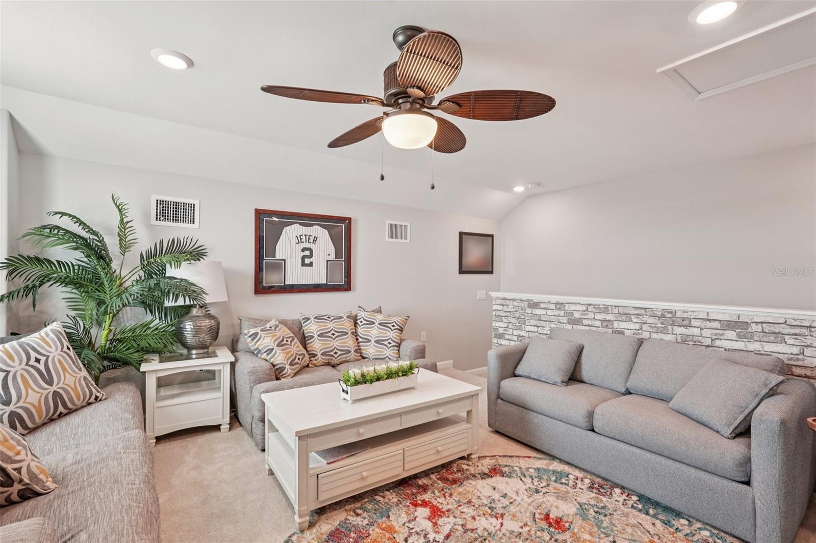 Image 30 of 48 For 11904 Pebble Drive