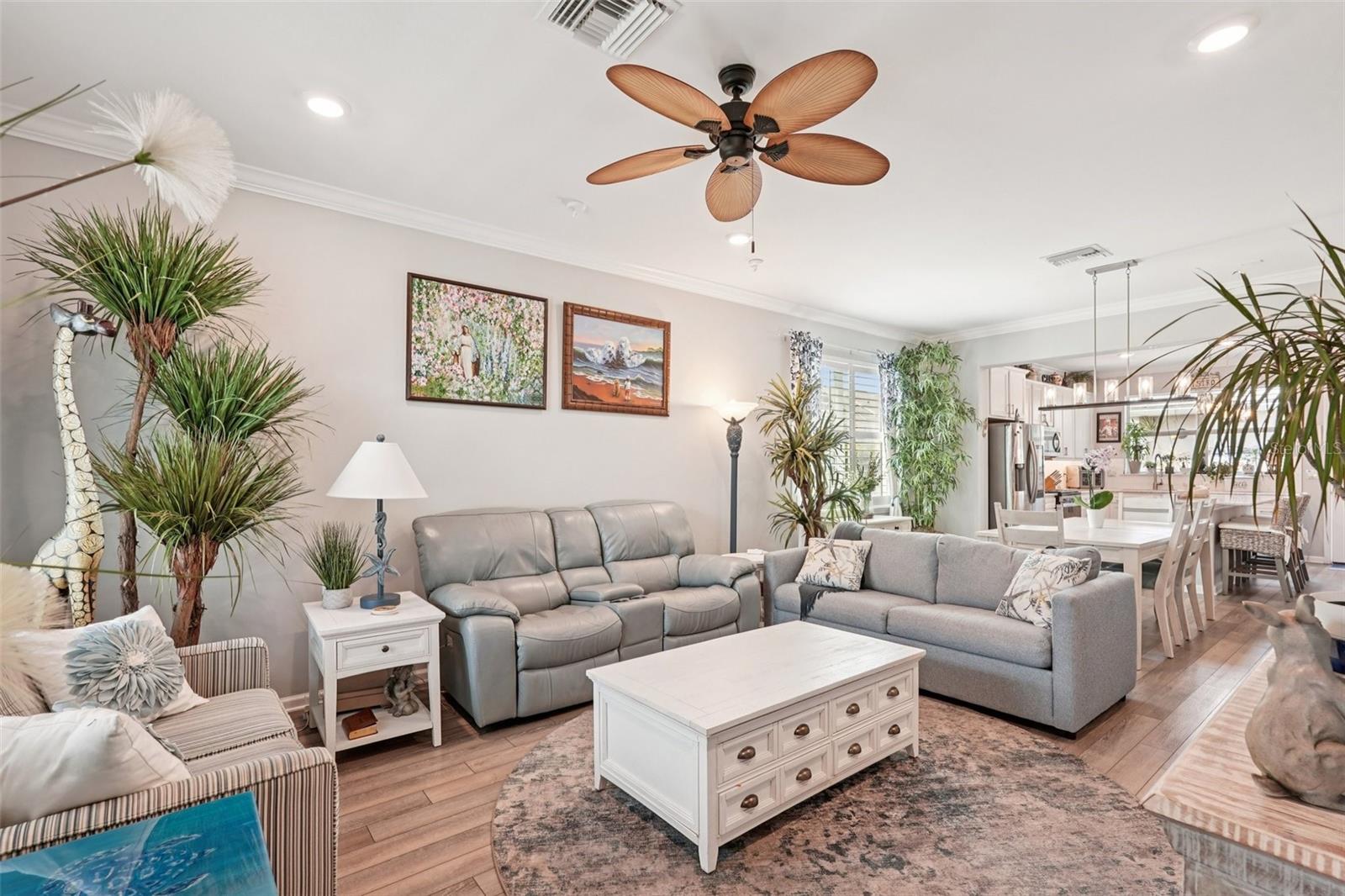 Image 9 of 48 For 11904 Pebble Drive