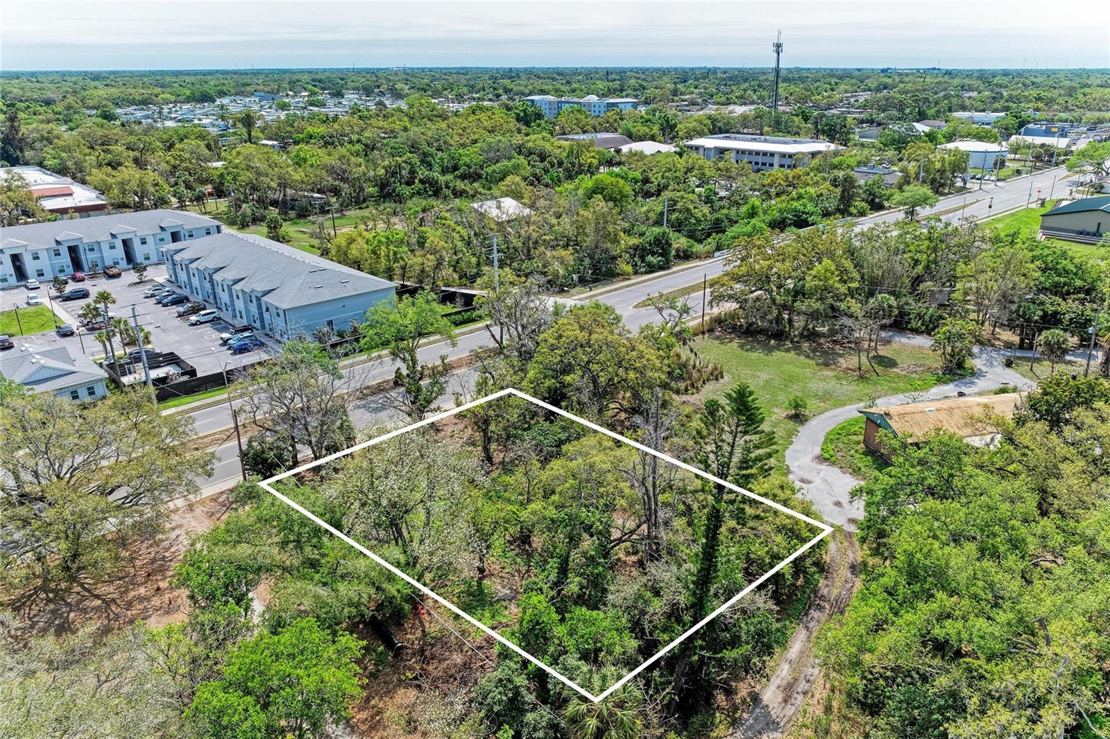 Image 2 of 8 For 820 Beneva Road