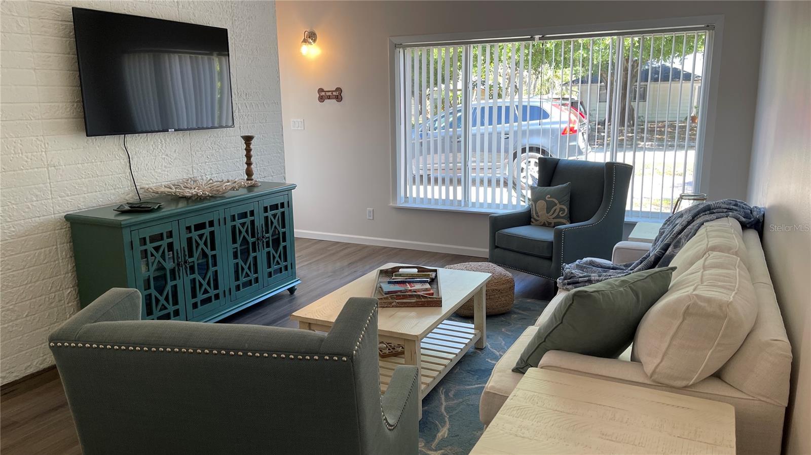 Image 4 of 35 For 2504 Milmar Drive