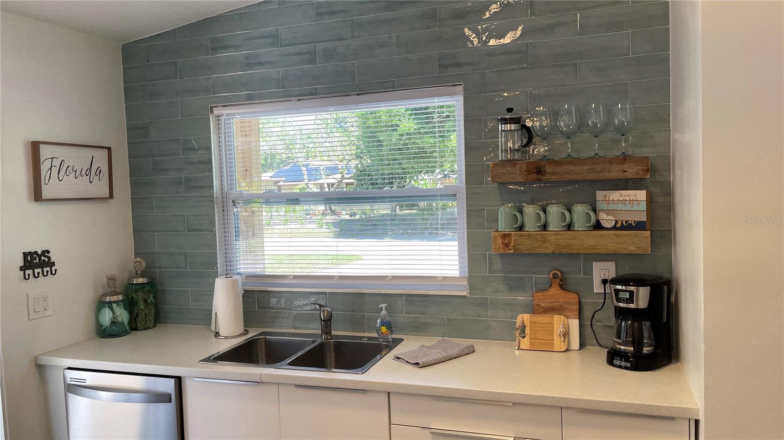 Image 8 of 35 For 2504 Milmar Drive