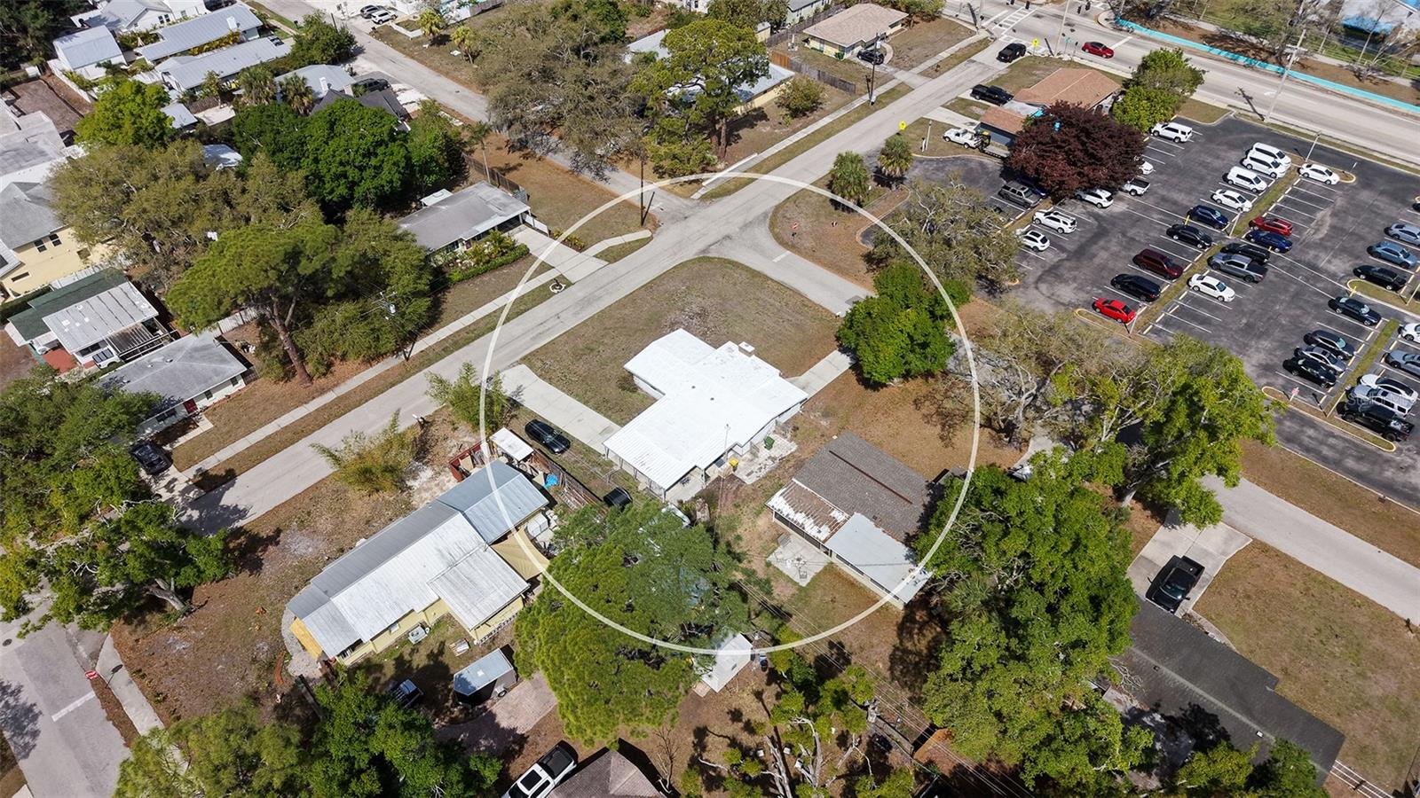 Image 7 of 14 For 2600 Loma Linda Street