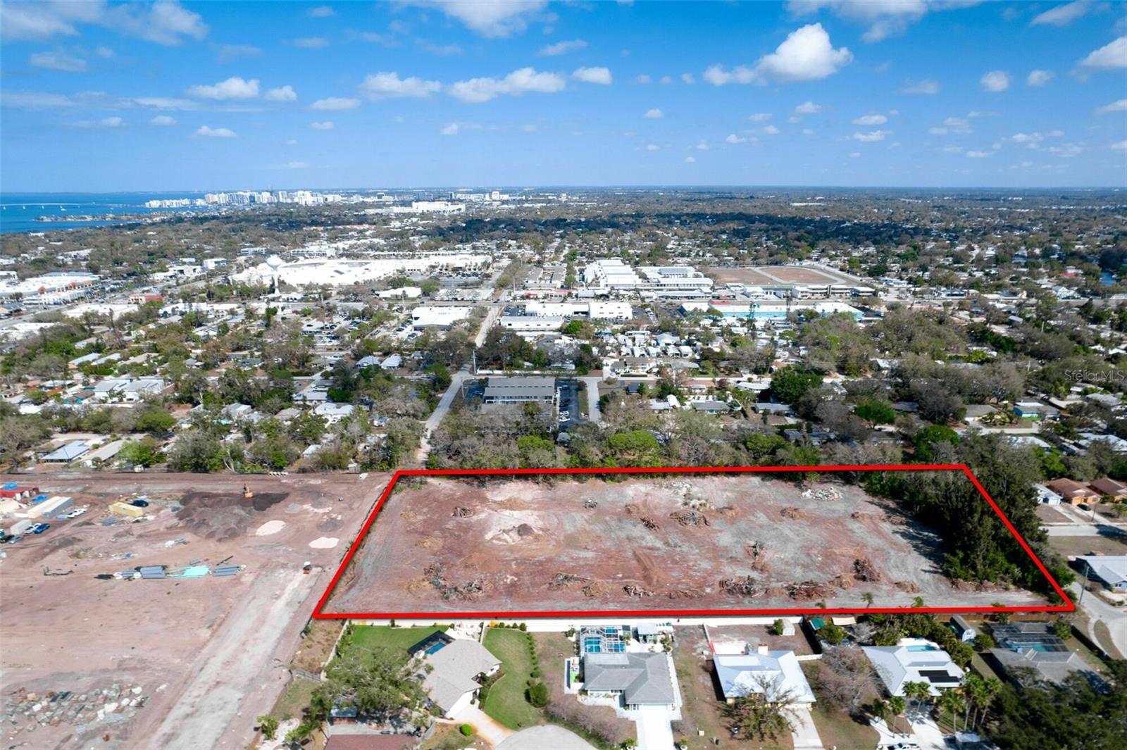 Image 15 of 50 For 4101 School Avenue