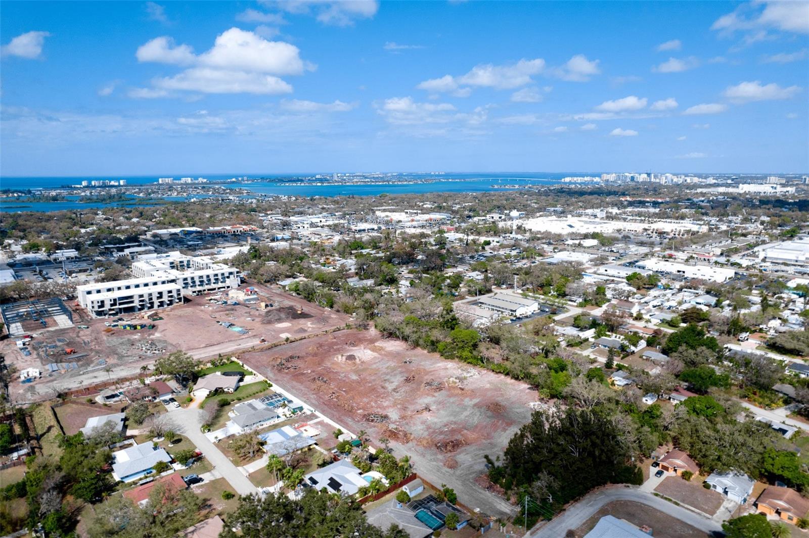 Image 19 of 50 For 4101 School Avenue