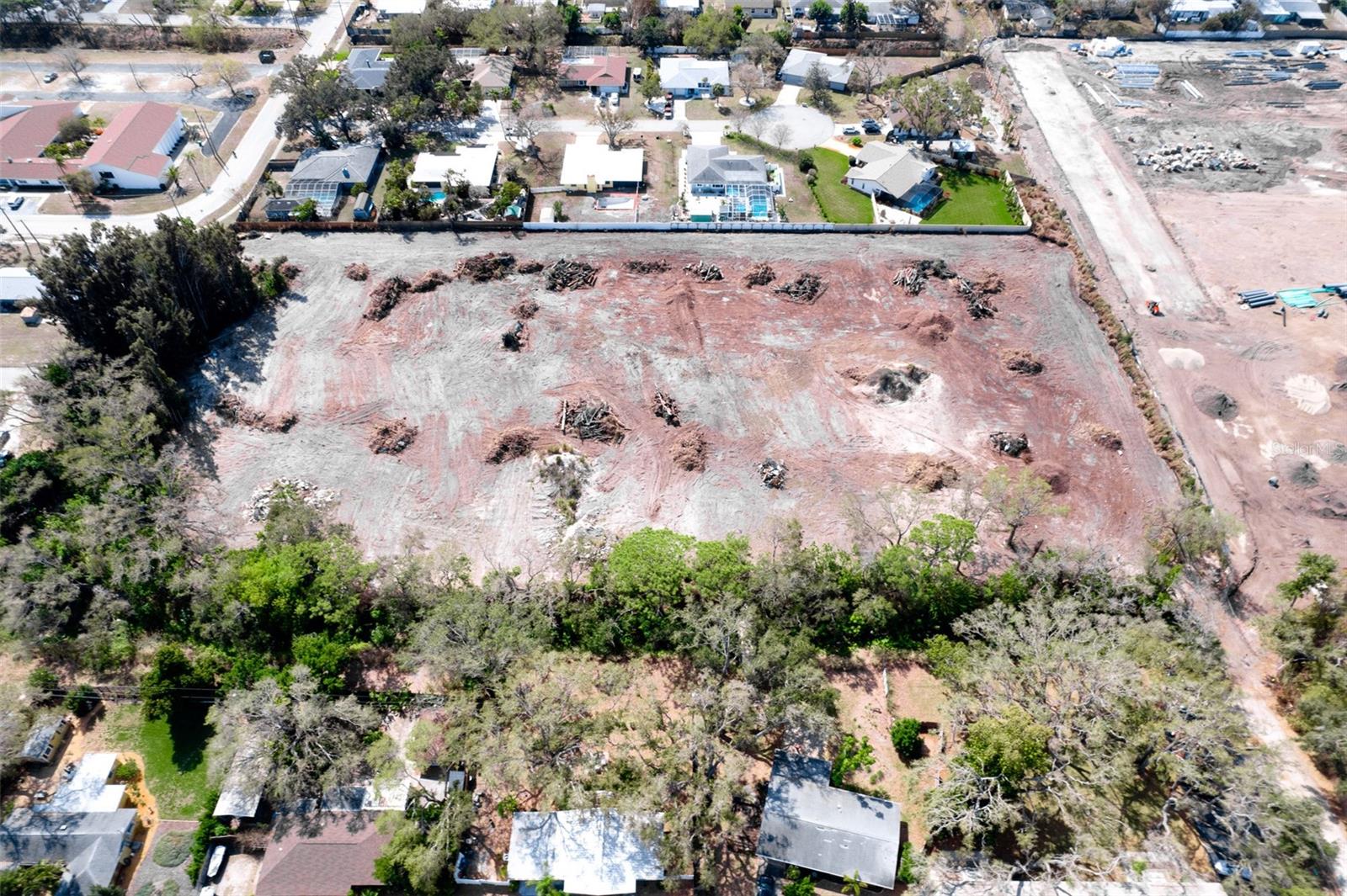 Image 31 of 50 For 4101 School Avenue