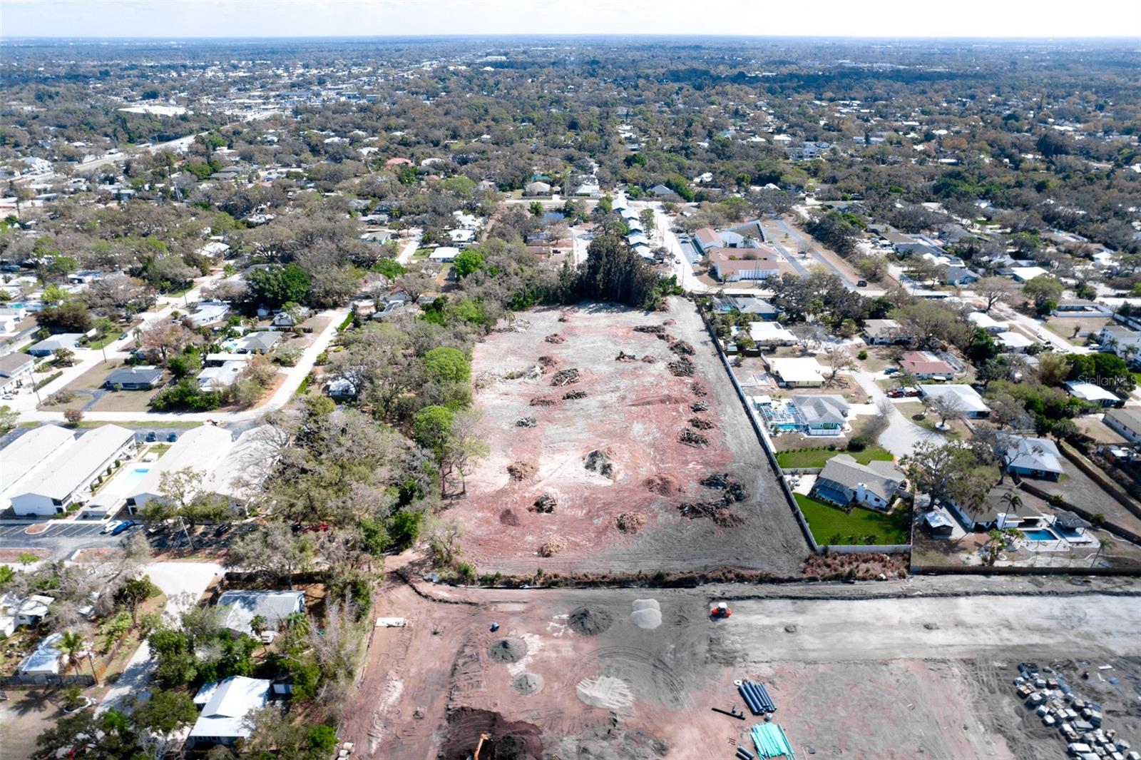 Image 35 of 50 For 4101 School Avenue