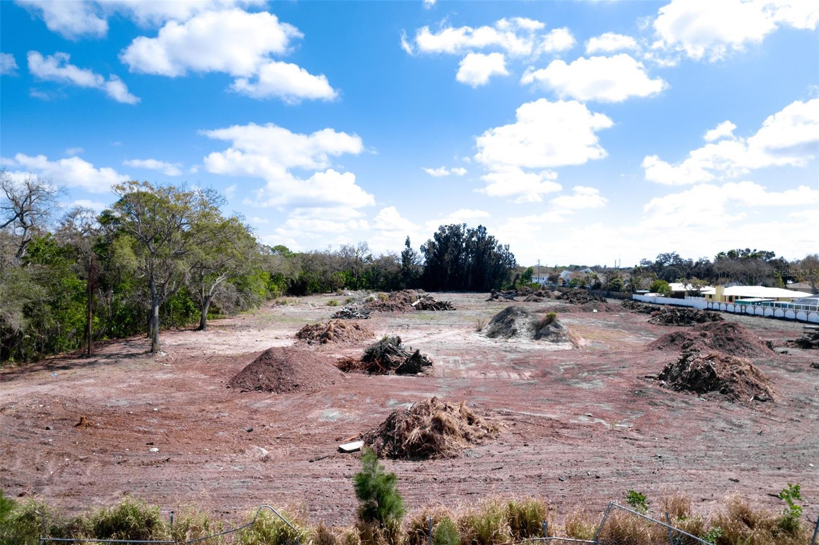 Image 41 of 50 For 4101 School Avenue