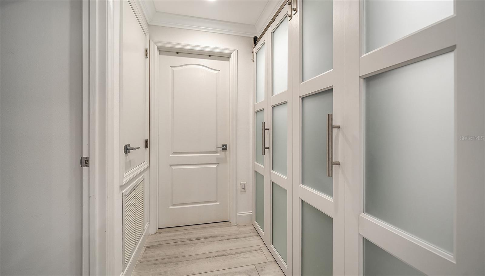 Image 21 of 51 For 9499 Millbank Drive 2713