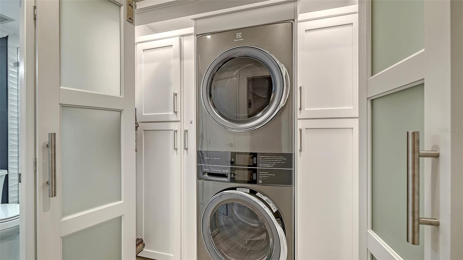 Image 35 of 51 For 9499 Millbank Drive 2713