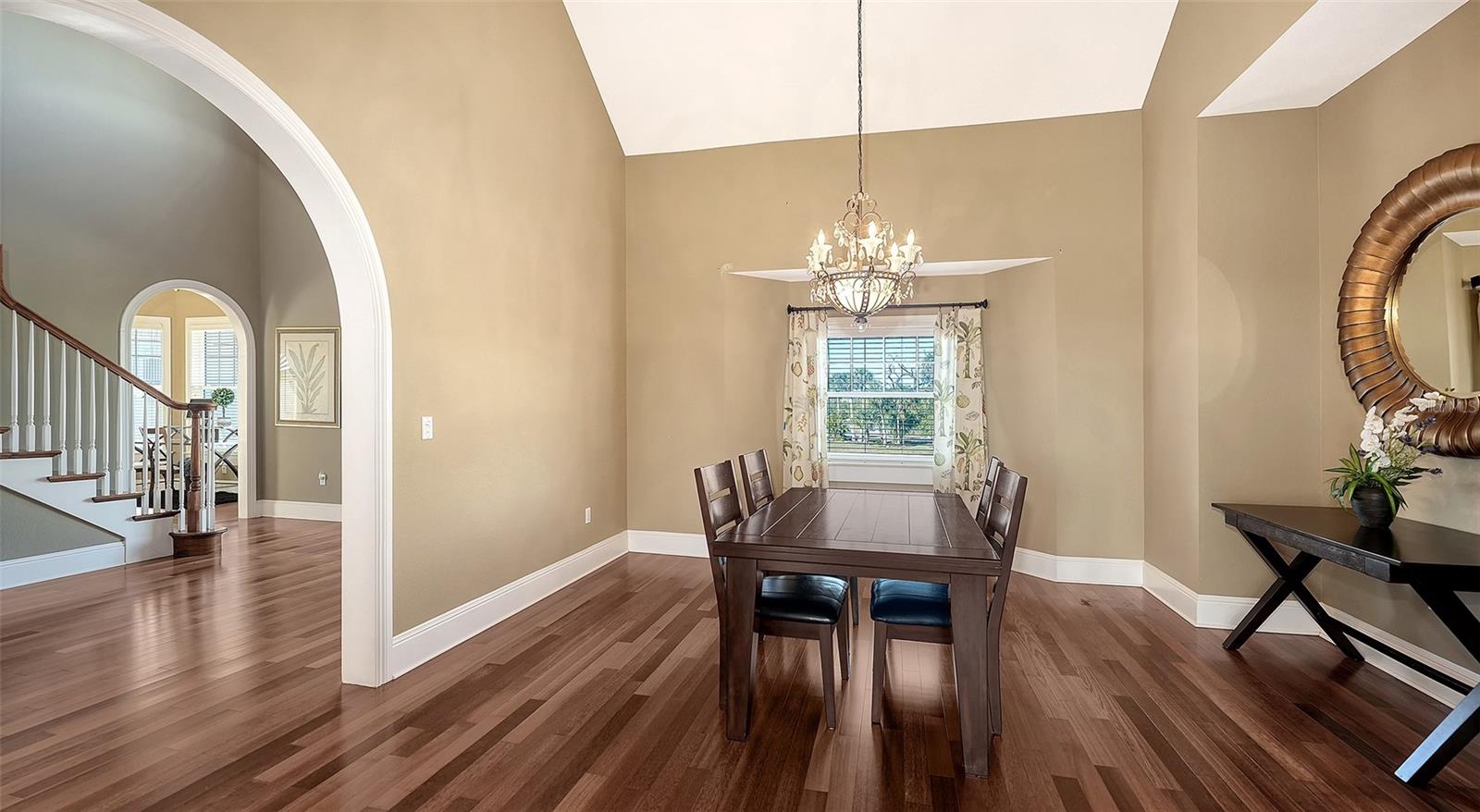 Image 25 of 55 For 925 Bayshore Drive