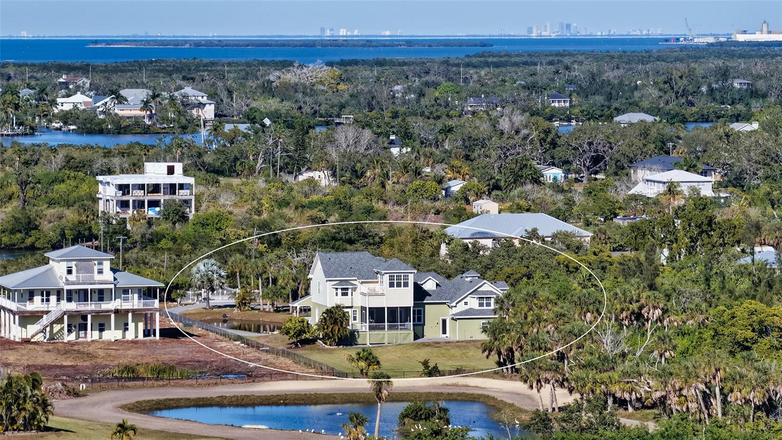 Image 6 of 55 For 925 Bayshore Drive