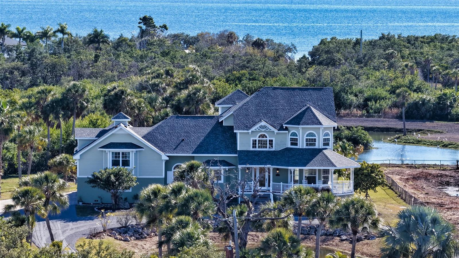 Image 8 of 55 For 925 Bayshore Drive