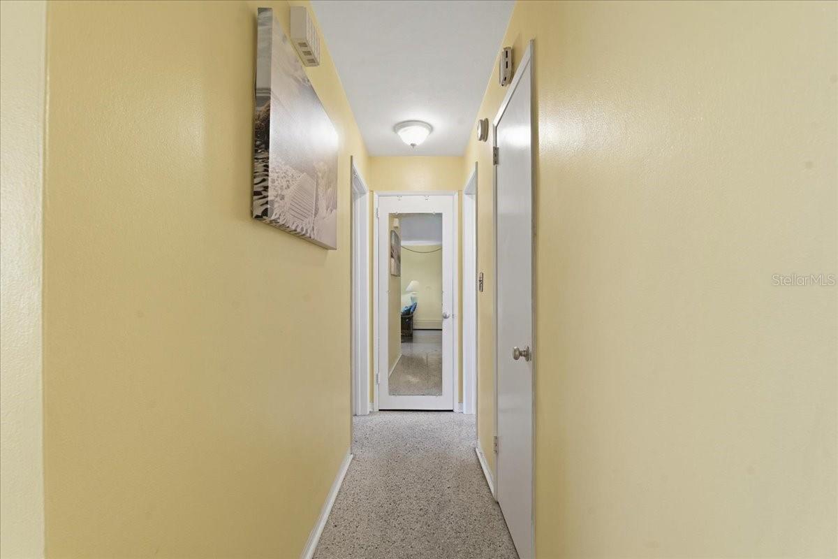 Image 21 of 52 For 200 Betty Lane 1c