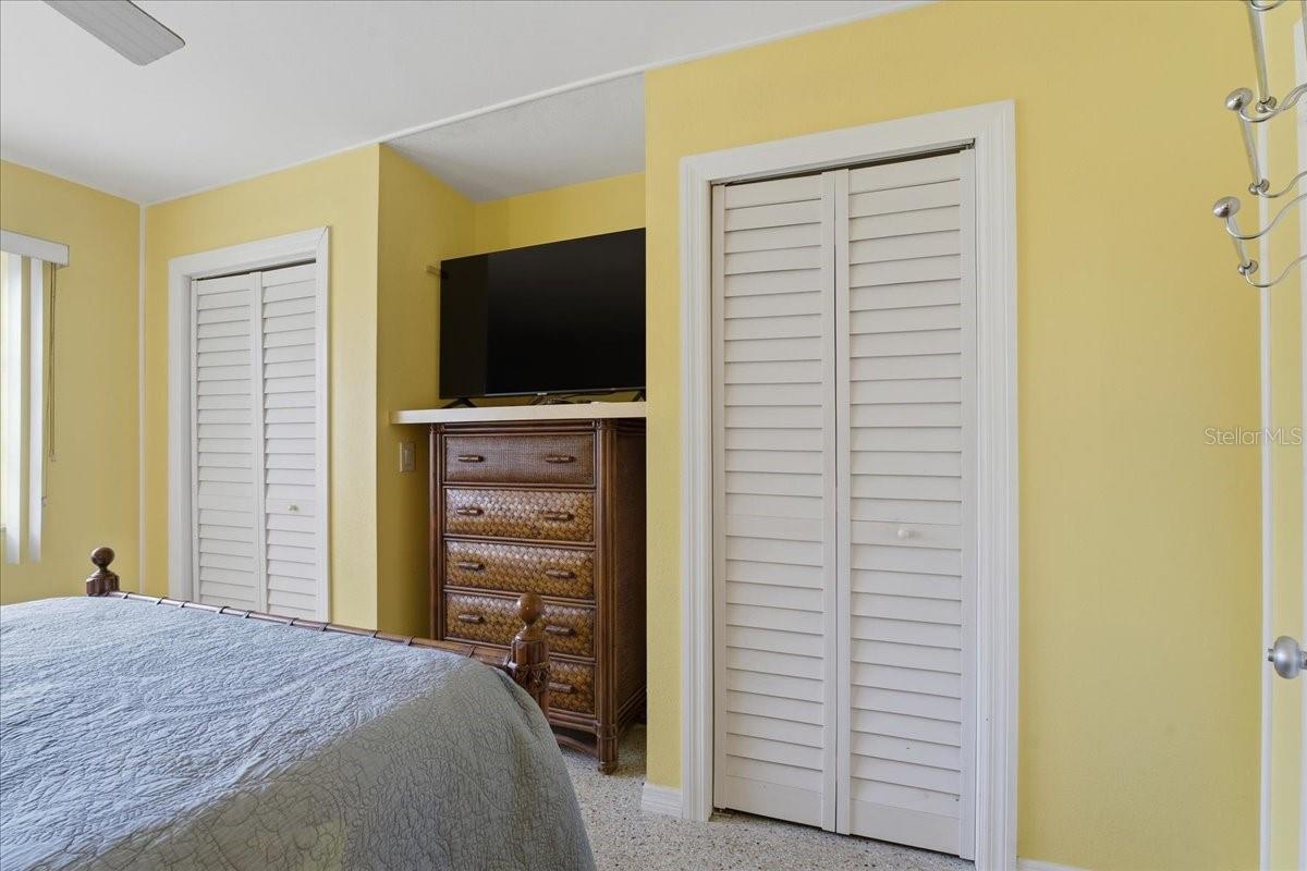 Image 23 of 52 For 200 Betty Lane 1c