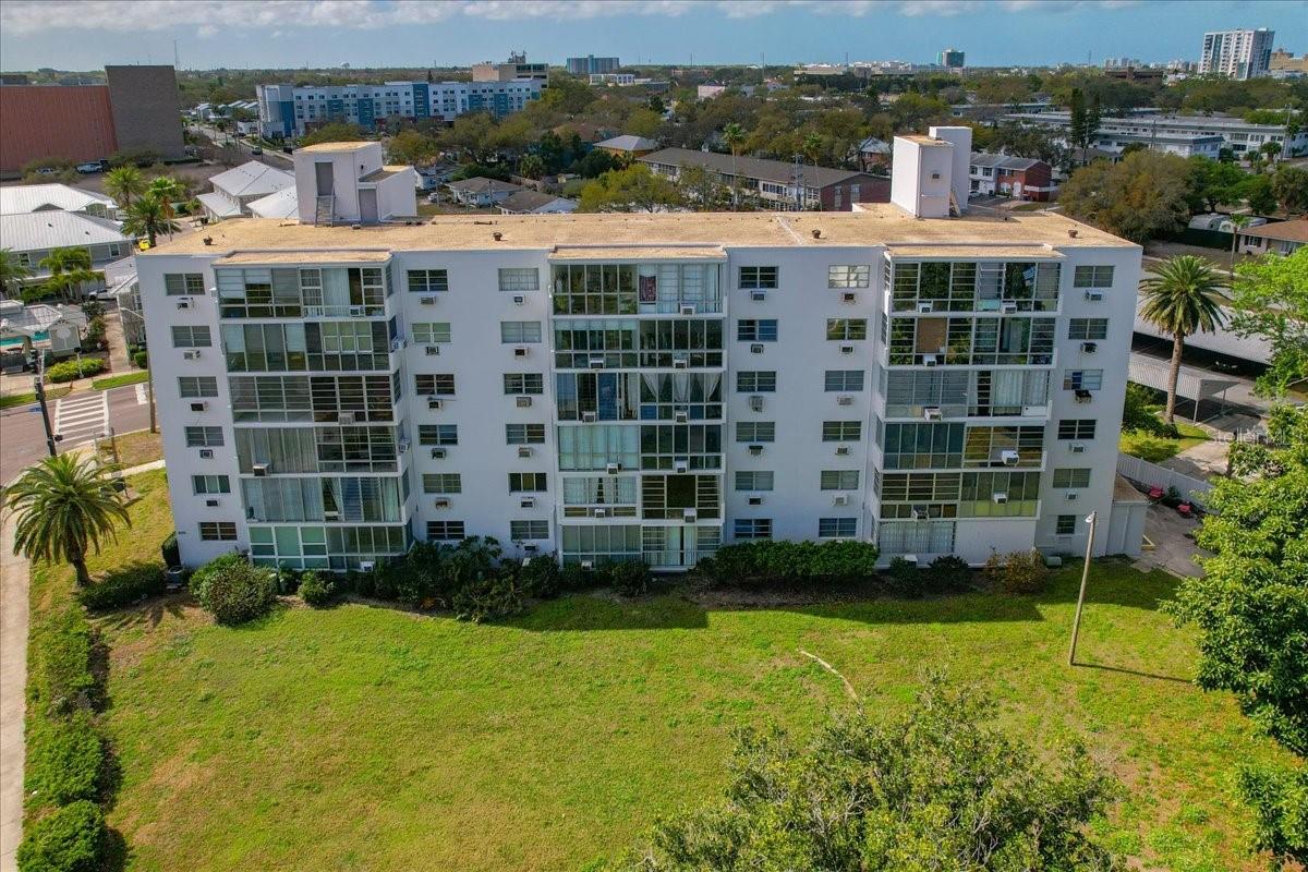 Image 3 of 52 For 200 Betty Lane 1c