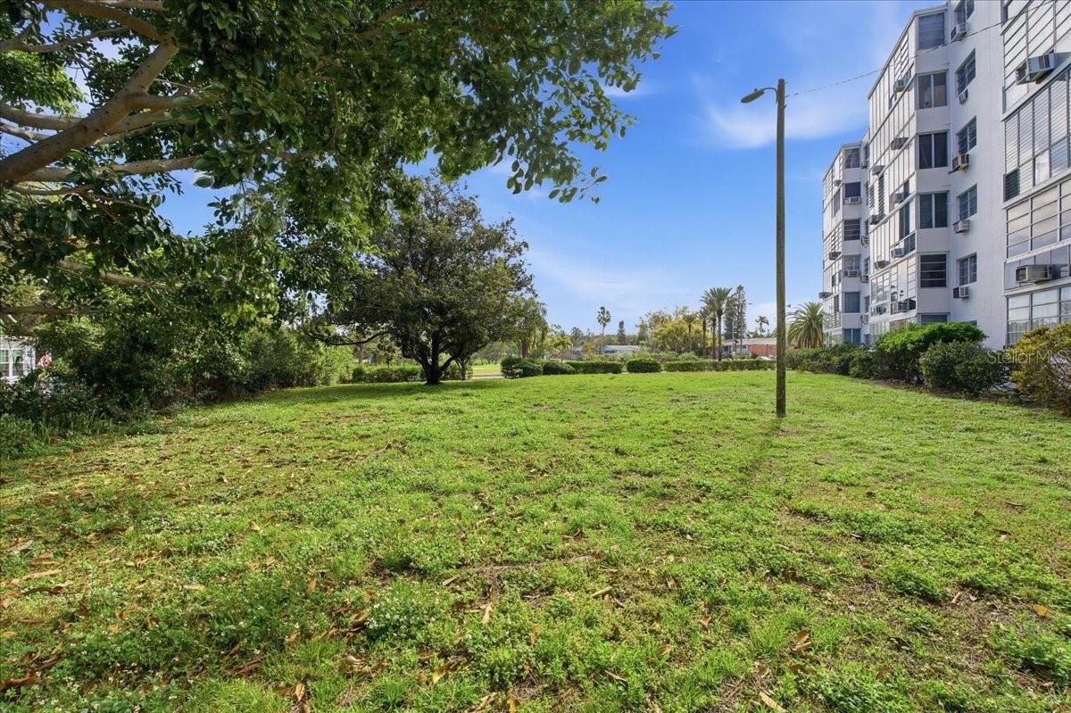 Image 47 of 52 For 200 Betty Lane 1c