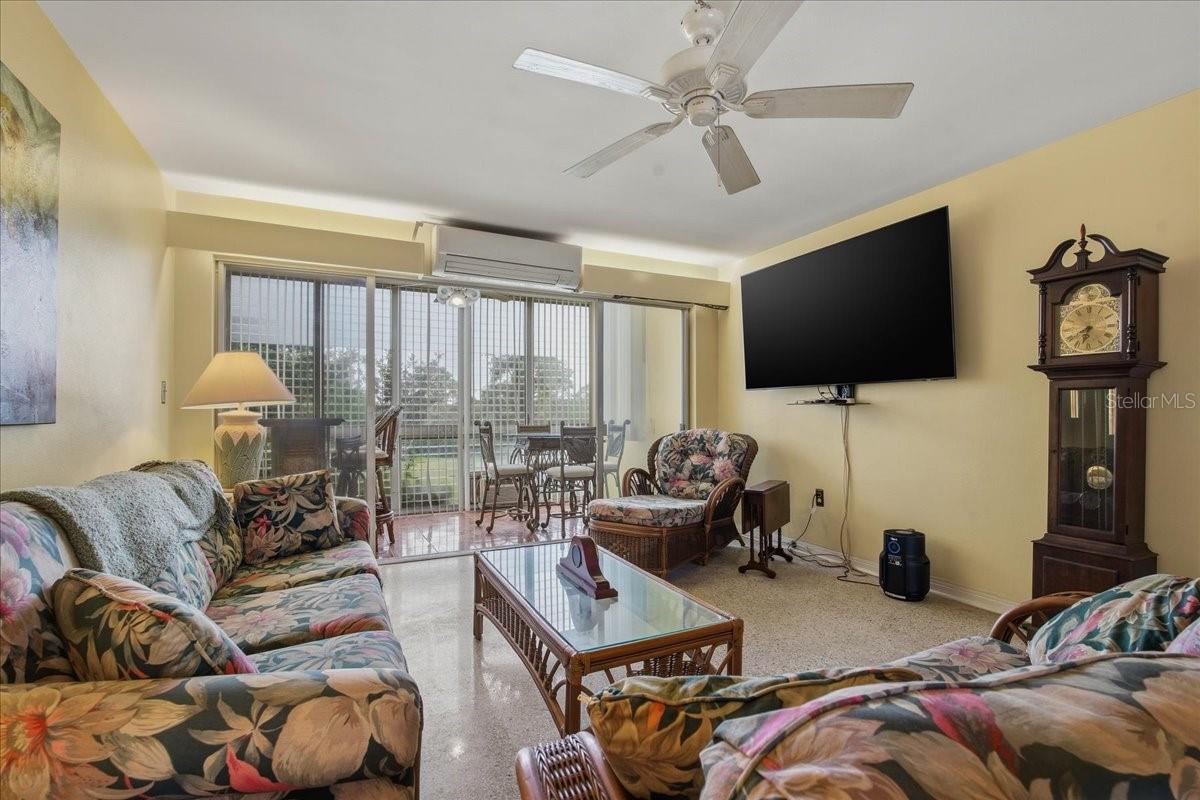 Image 5 of 52 For 200 Betty Lane 1c