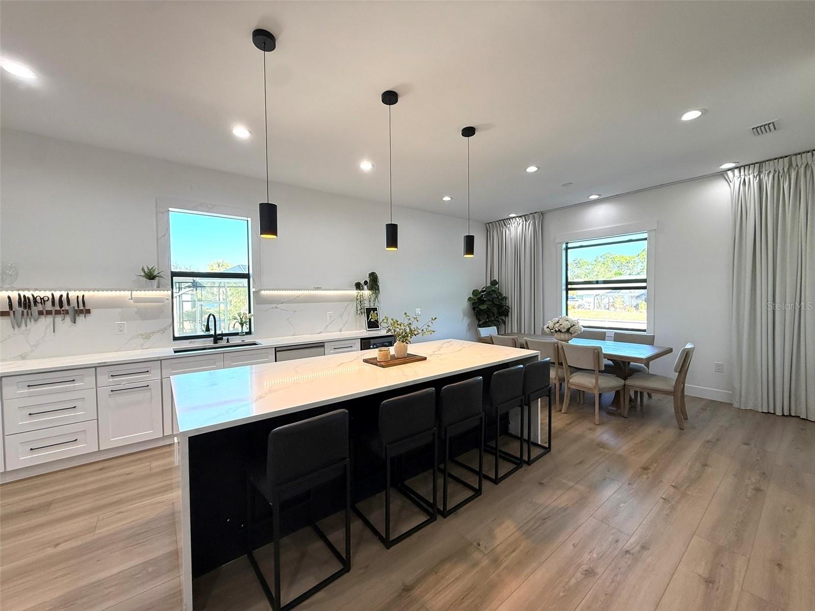 Image 24 of 53 For 1174 March Drive