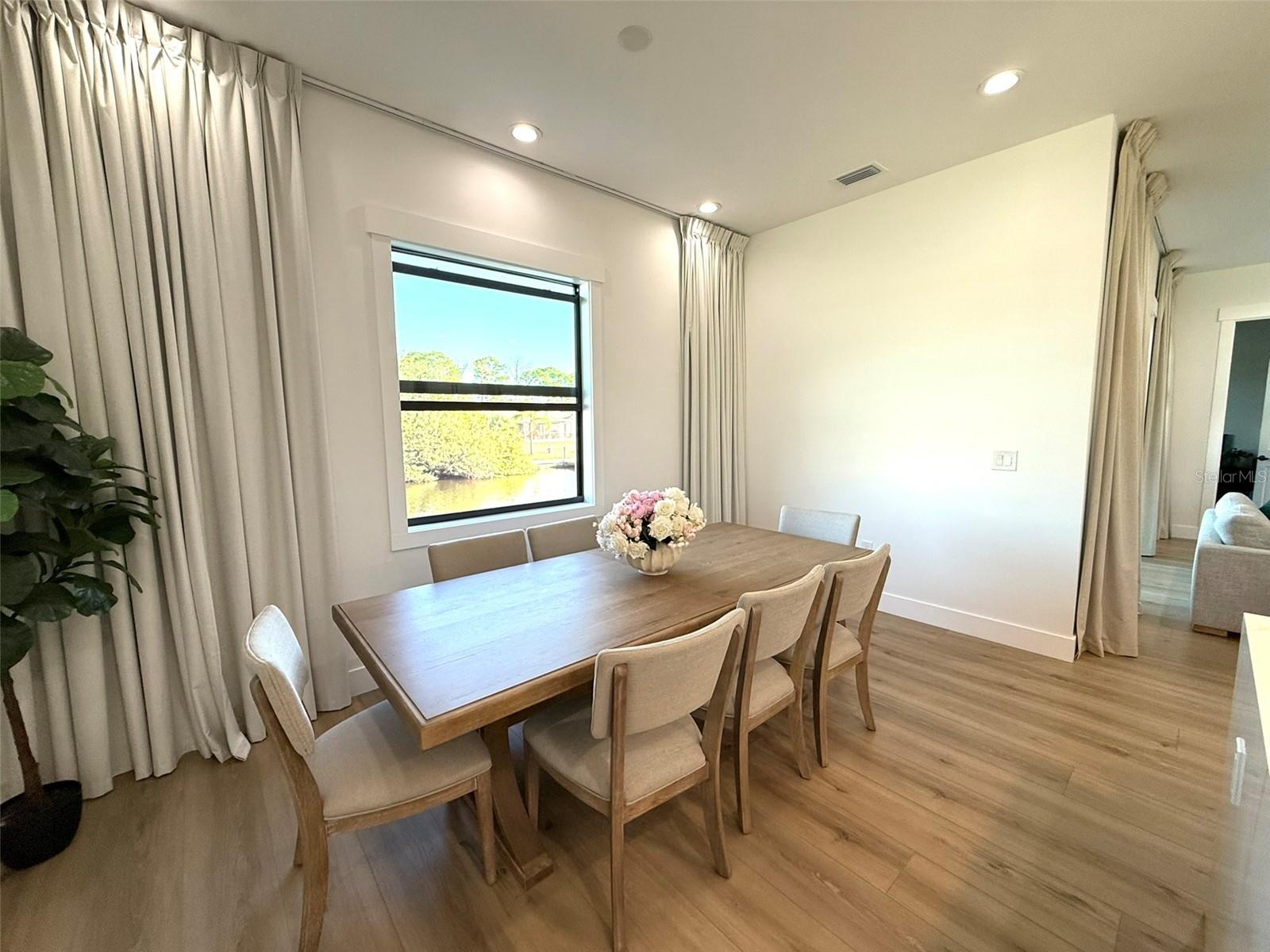 Image 36 of 53 For 1174 March Drive