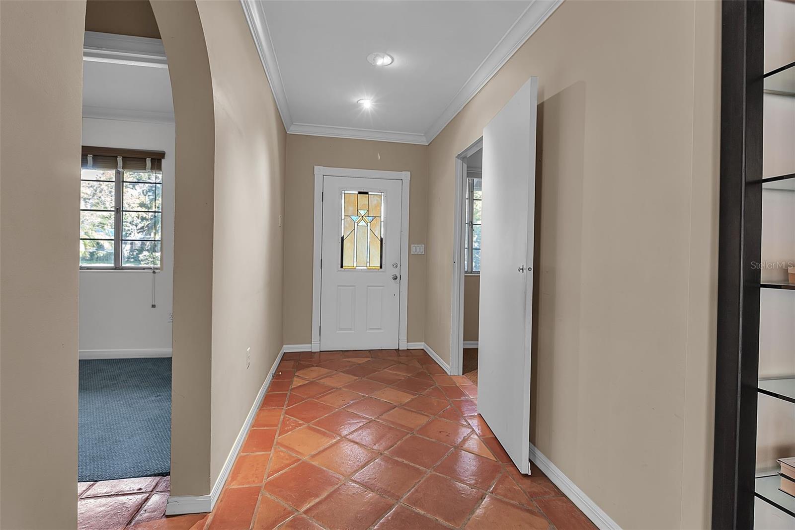 Image 11 of 64 For 1714 South Drive