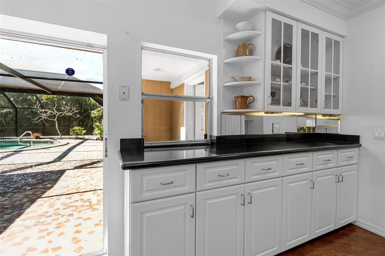 Image 26 of 64 For 1714 South Drive