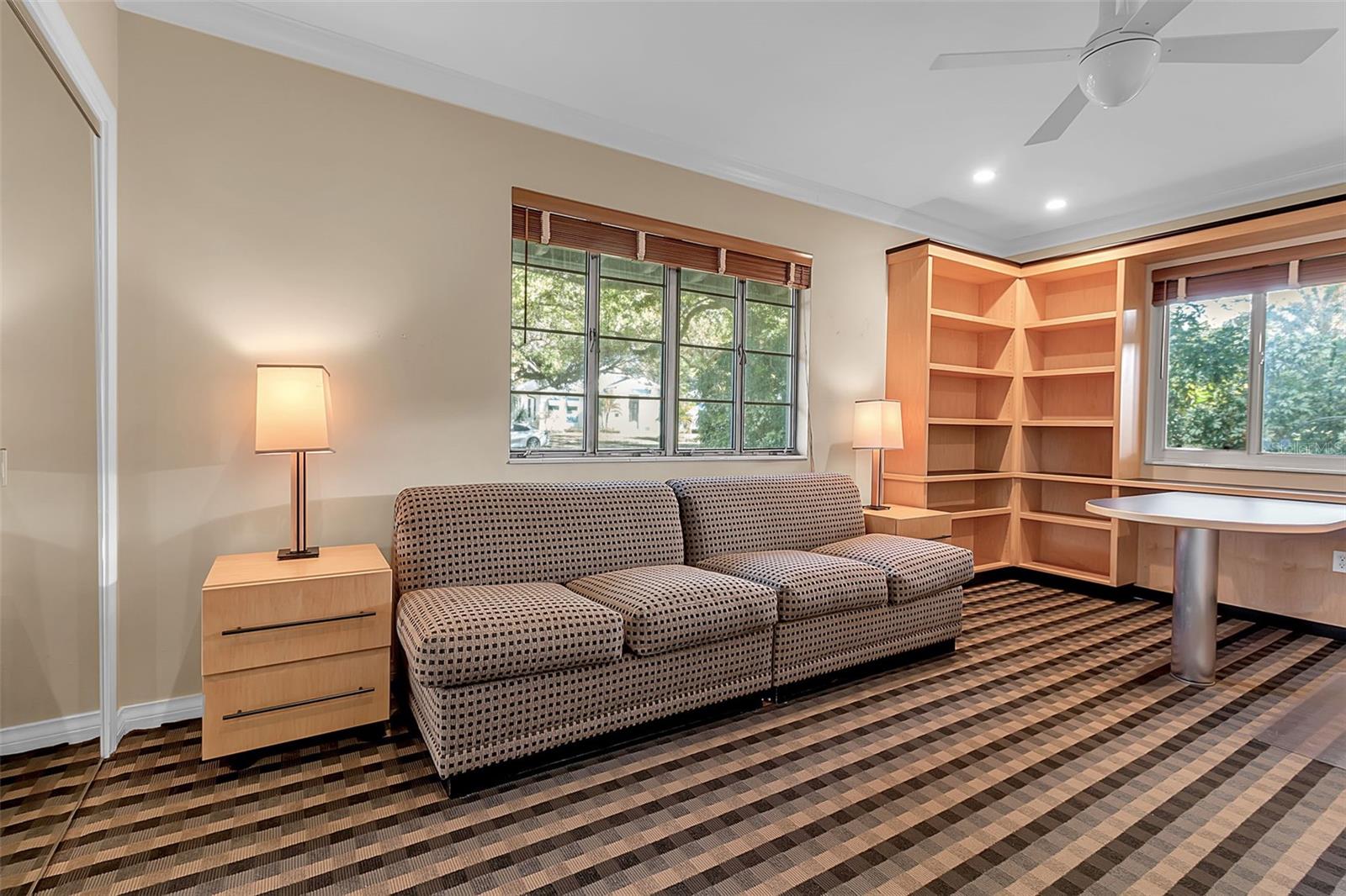 Image 36 of 64 For 1714 South Drive