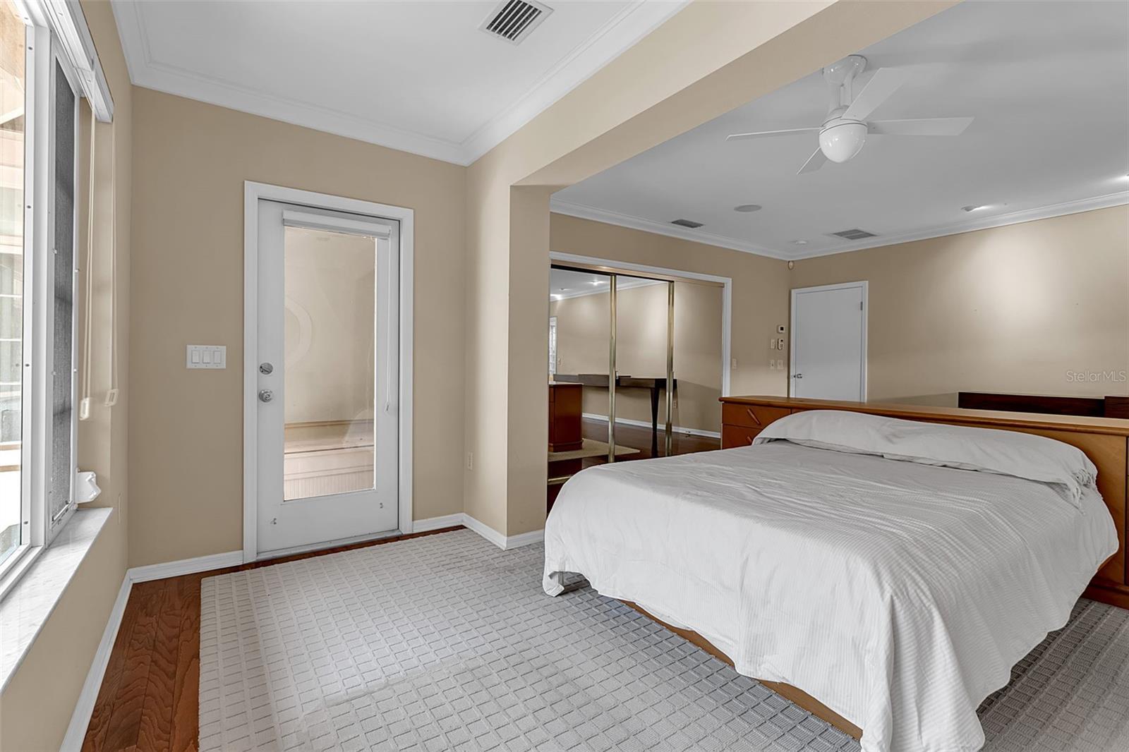 Image 44 of 64 For 1714 South Drive