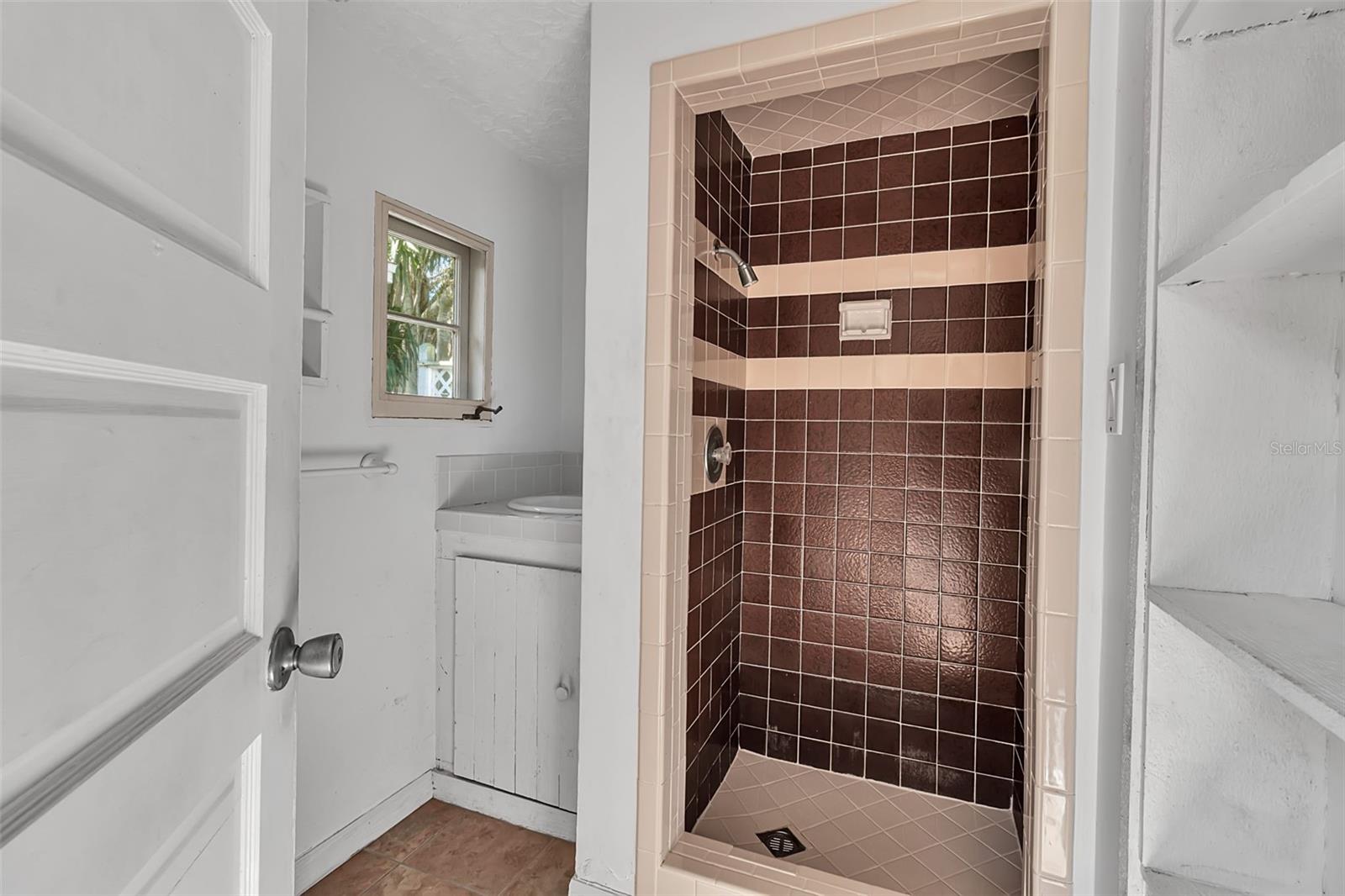 Image 48 of 64 For 1714 South Drive