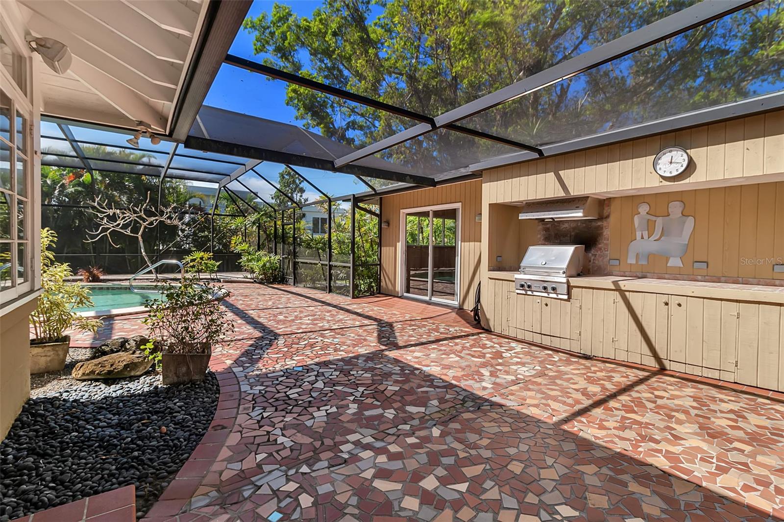 Image 51 of 64 For 1714 South Drive