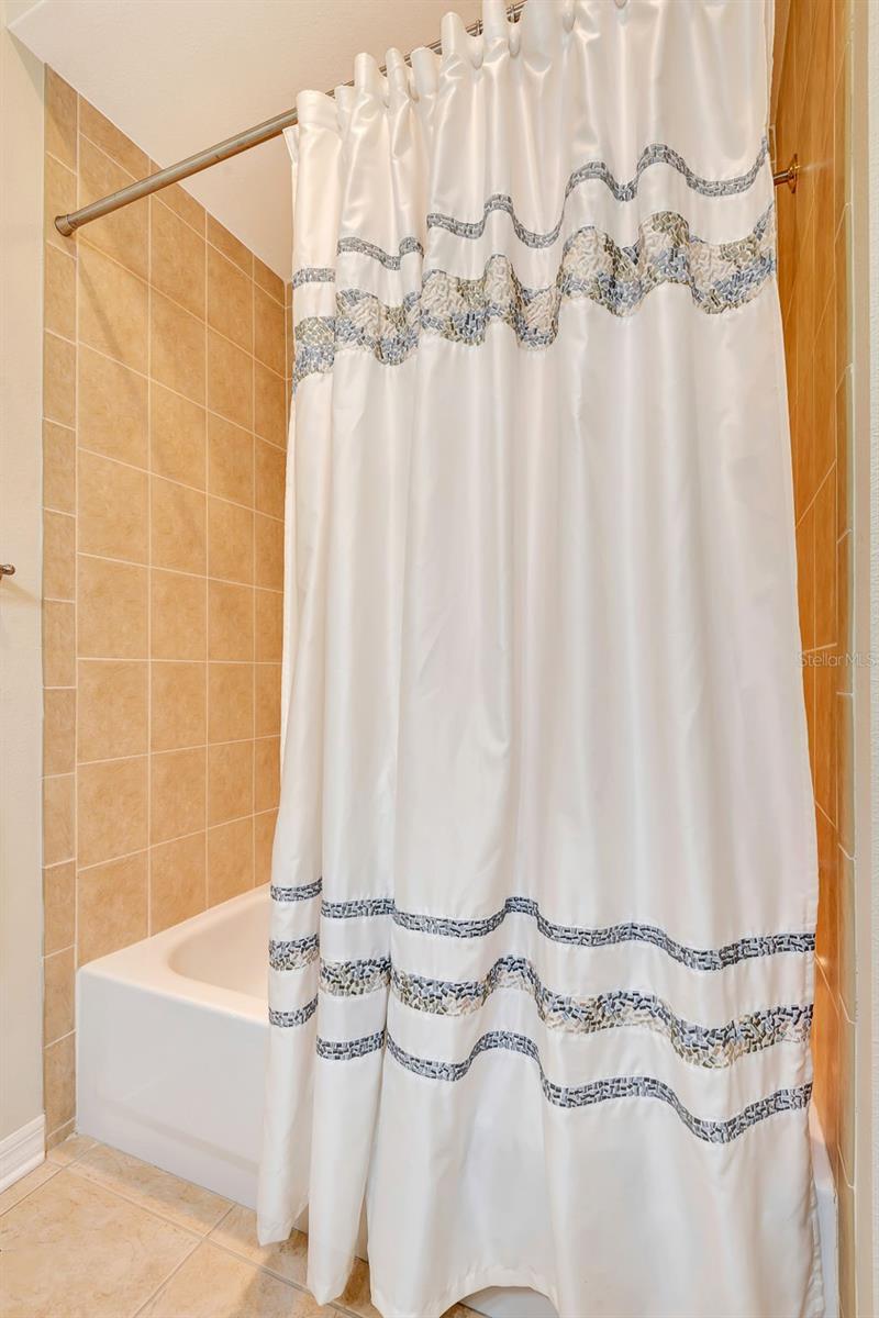 Image 17 of 43 For 7310 Hamilton Road