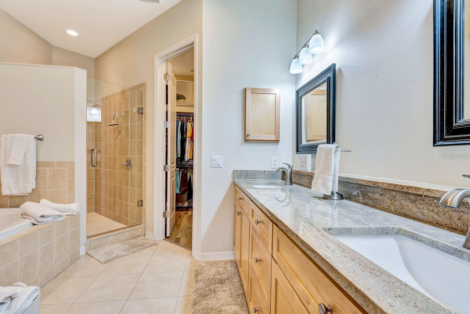 Image 23 of 43 For 7310 Hamilton Road