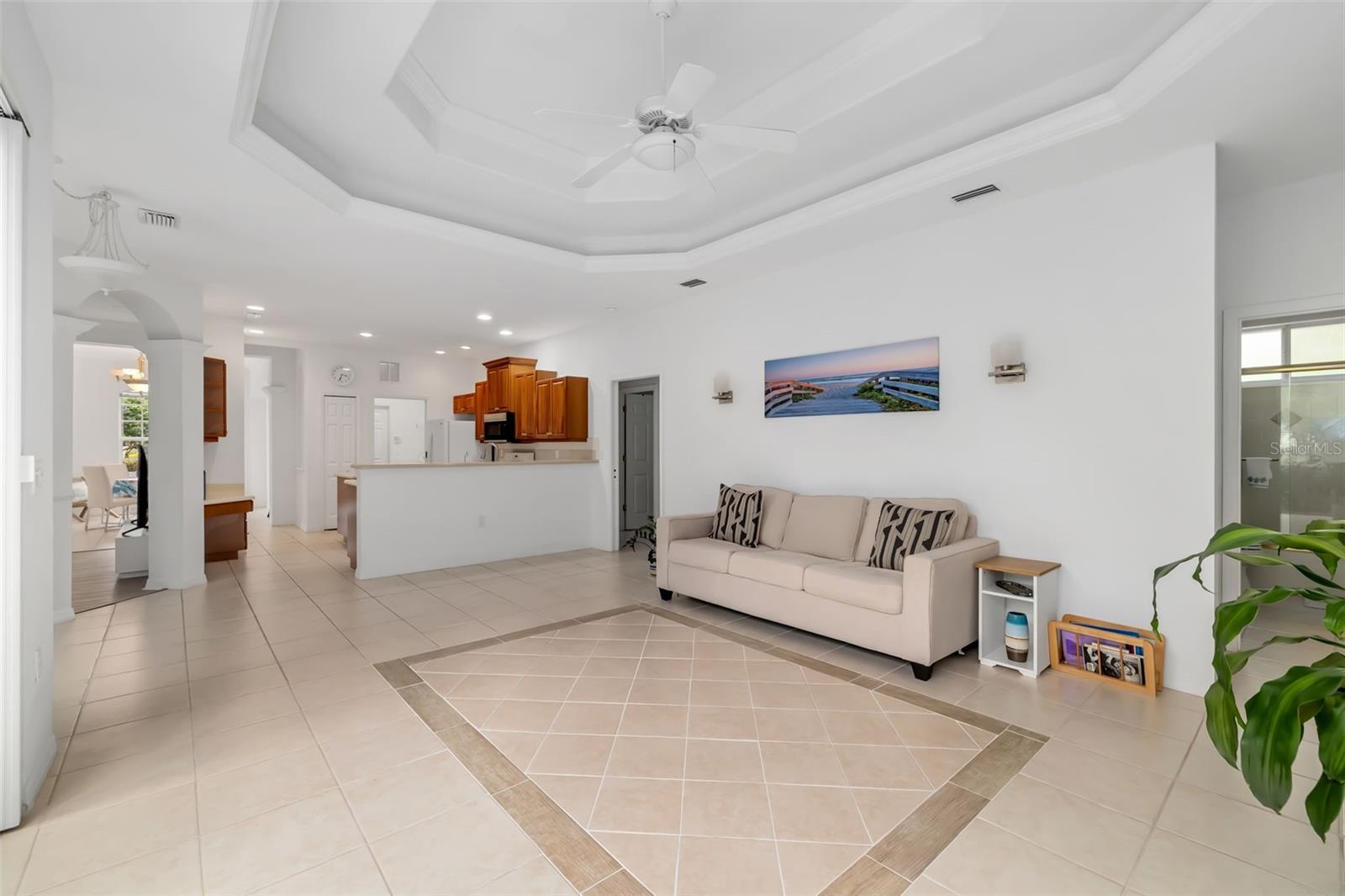 Image 14 of 79 For 7418 Monte Verde