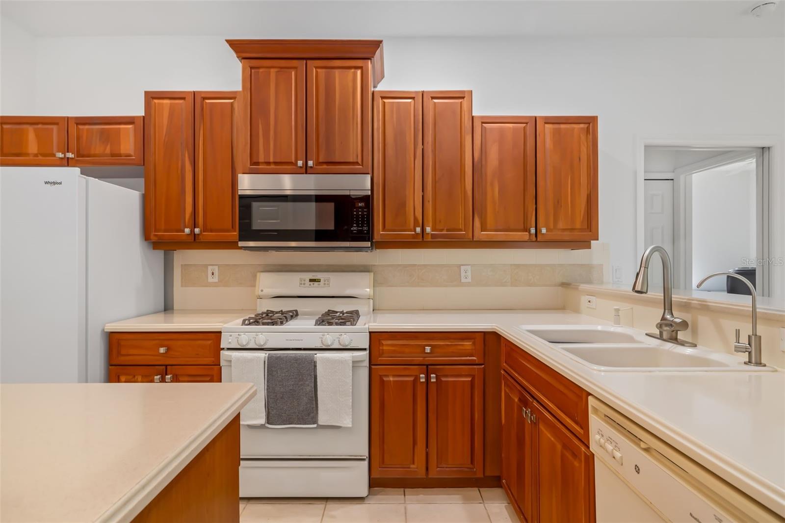 Image 21 of 79 For 7418 Monte Verde