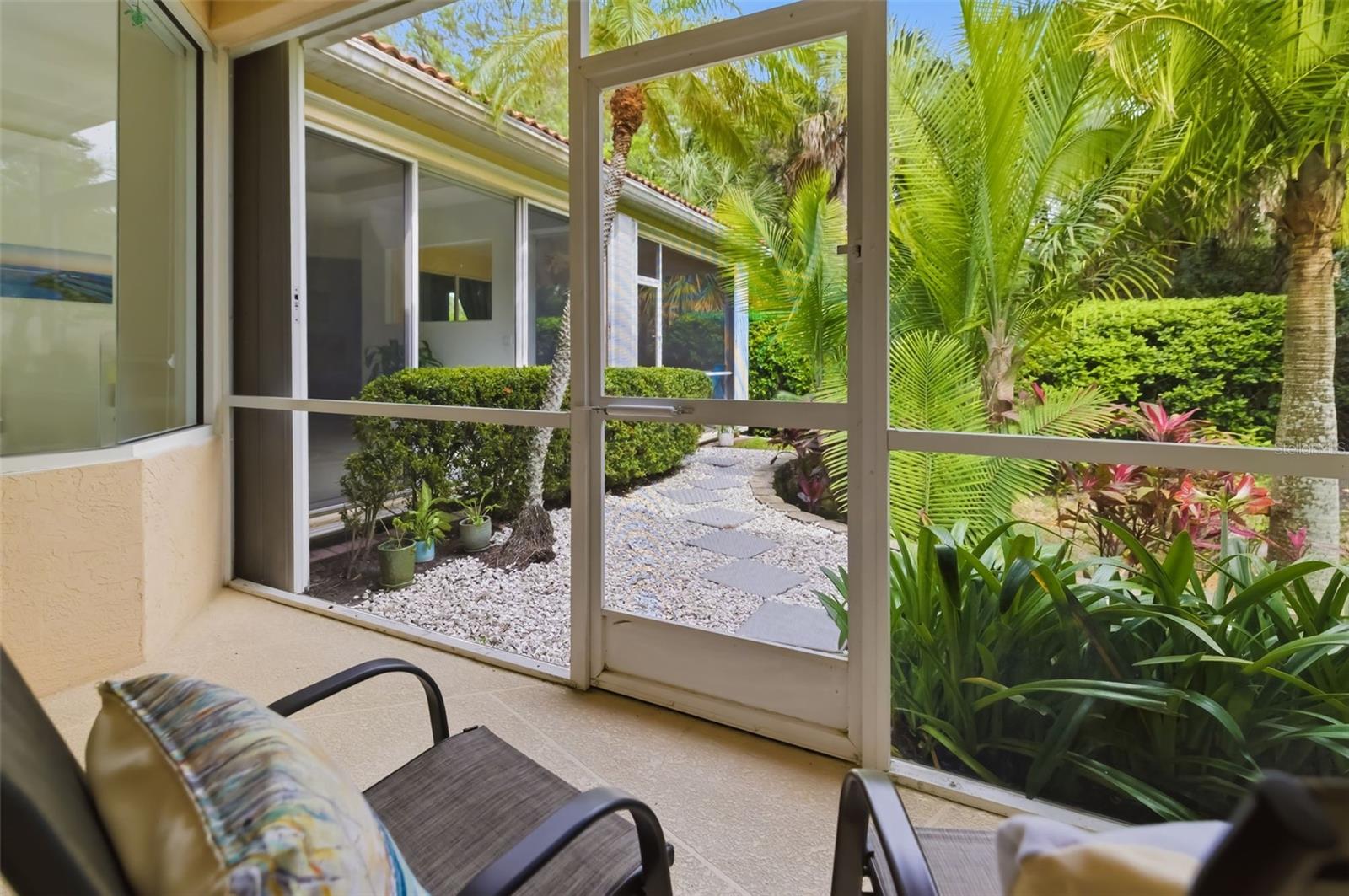 Image 46 of 79 For 7418 Monte Verde