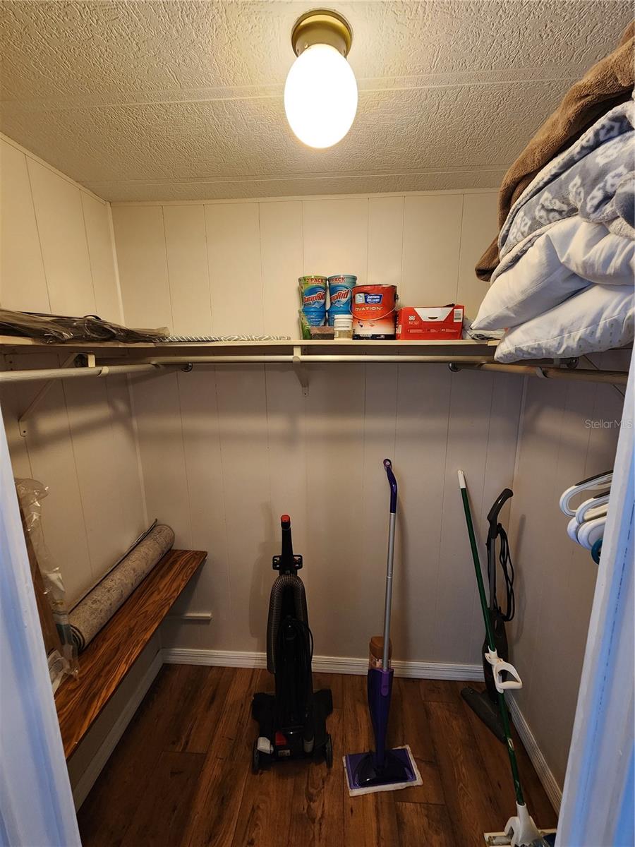 Image 17 of 33 For 808 53rd Avenue E 256