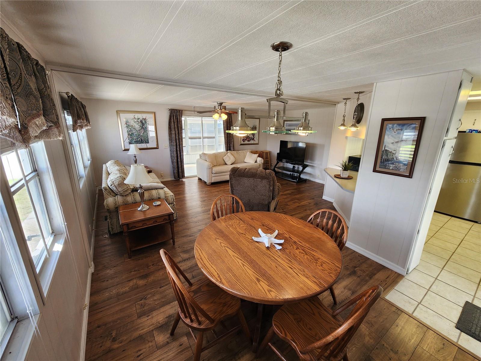 Image 7 of 33 For 808 53rd Avenue E 256