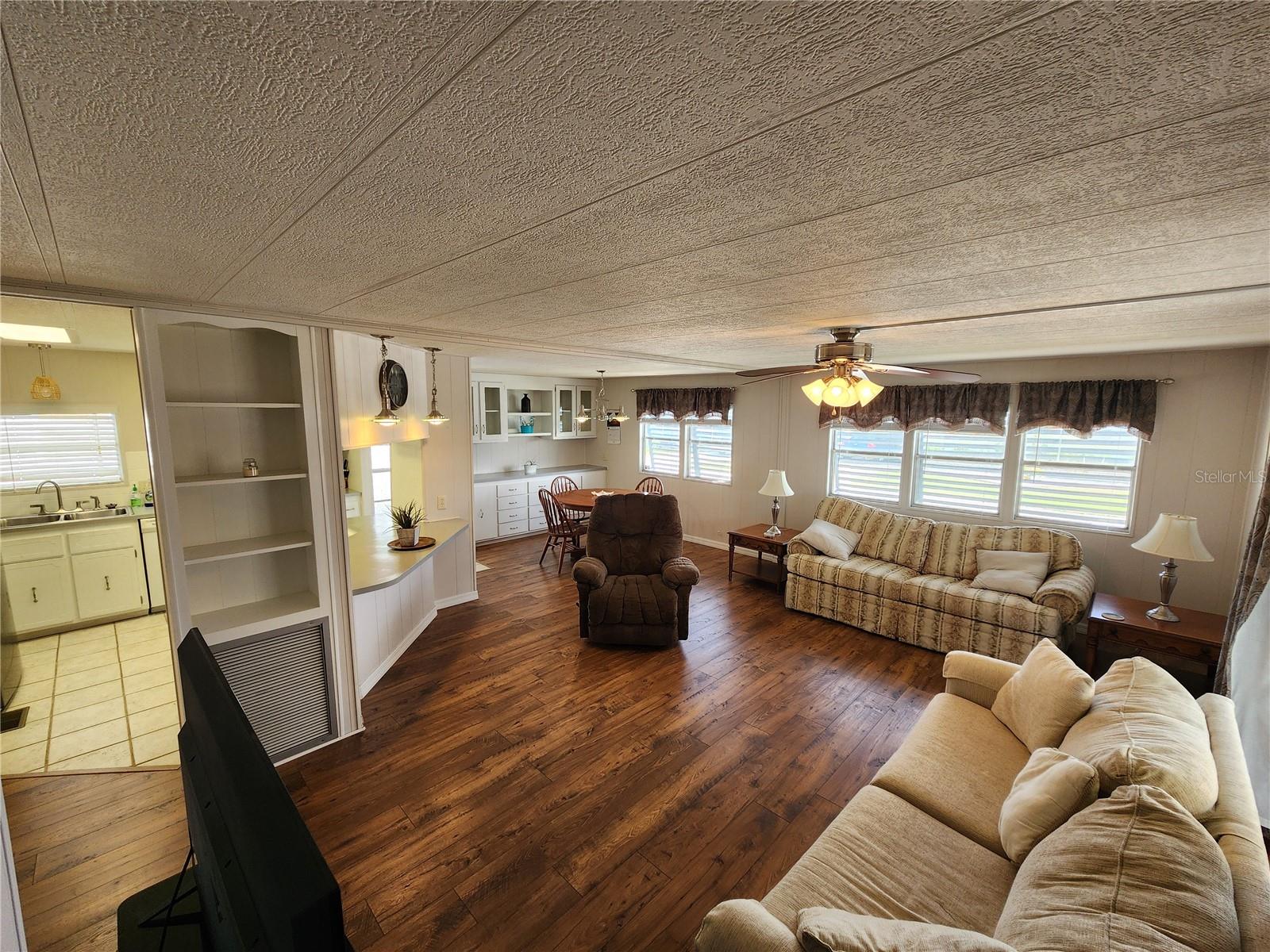 Image 8 of 33 For 808 53rd Avenue E 256