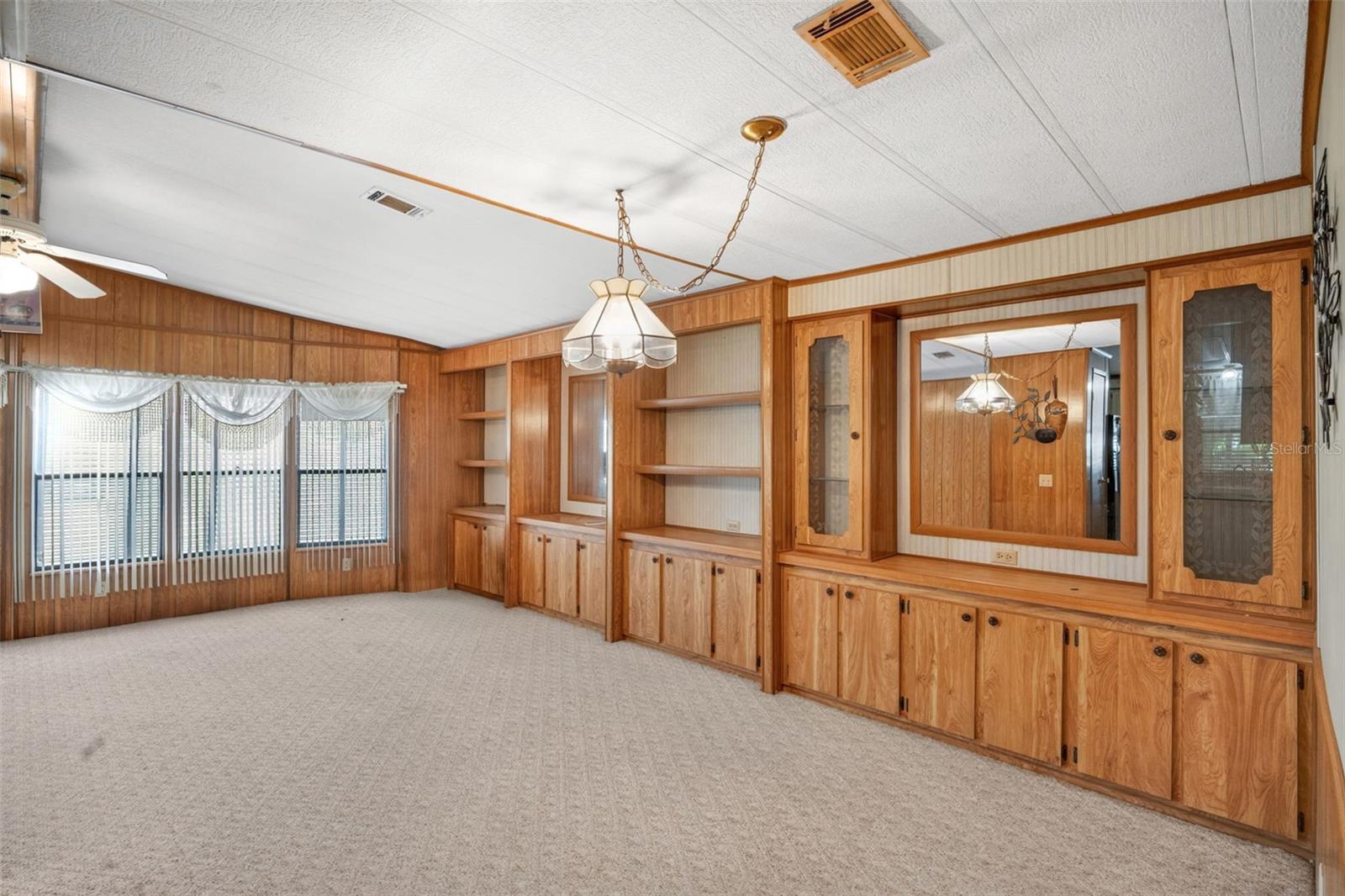 Image 5 of 25 For 8200 Archie Street