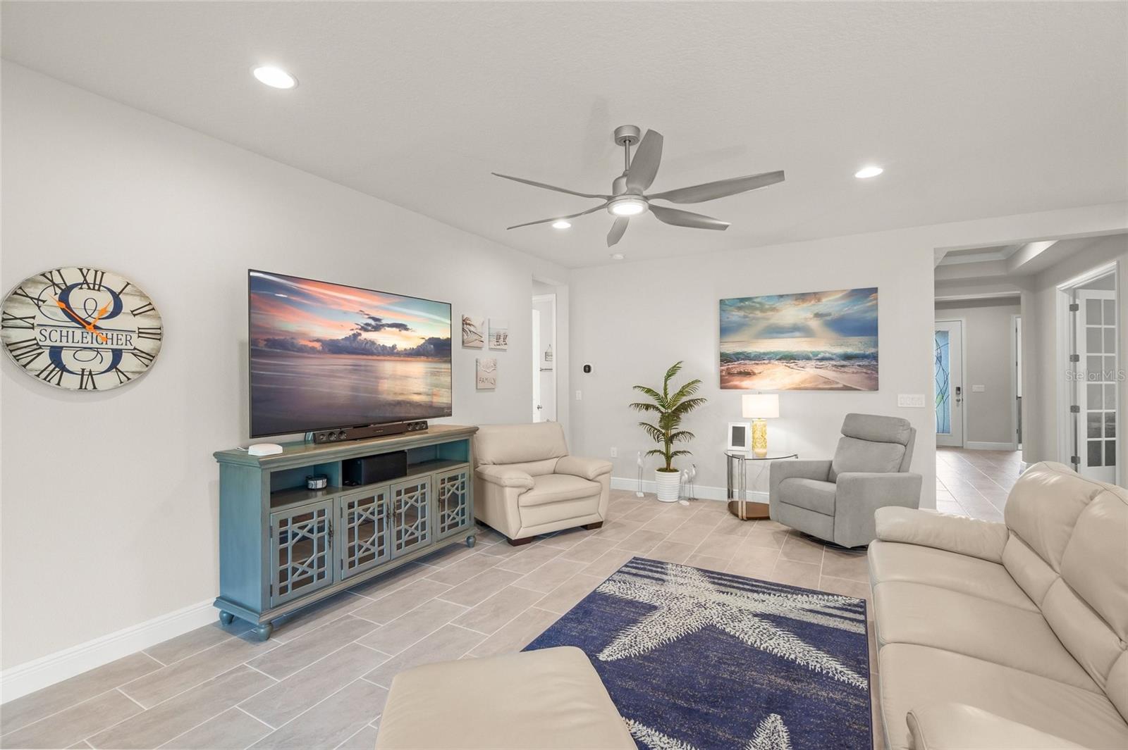 Image 14 of 61 For 8600 Sundance Loop