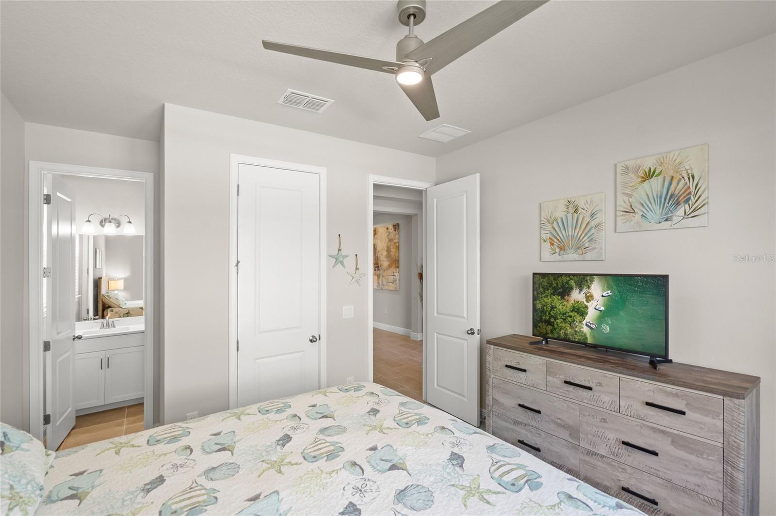 Image 27 of 61 For 8600 Sundance Loop