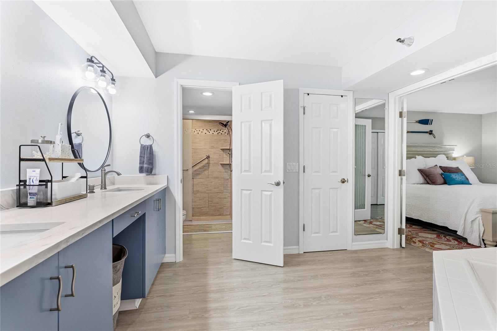 Image 18 of 57 For 120 Tidy Island Boulevard 120