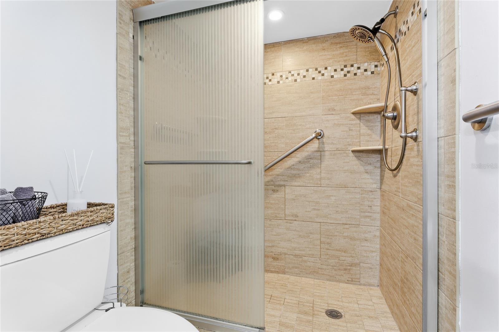 Image 19 of 57 For 120 Tidy Island Boulevard 120