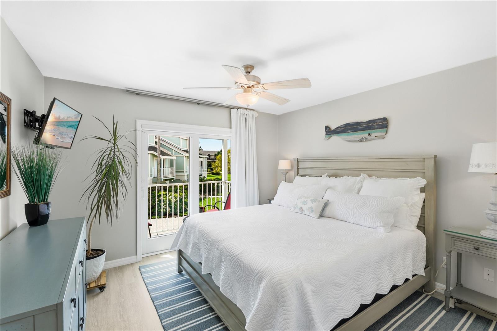 Image 23 of 57 For 120 Tidy Island Boulevard 120