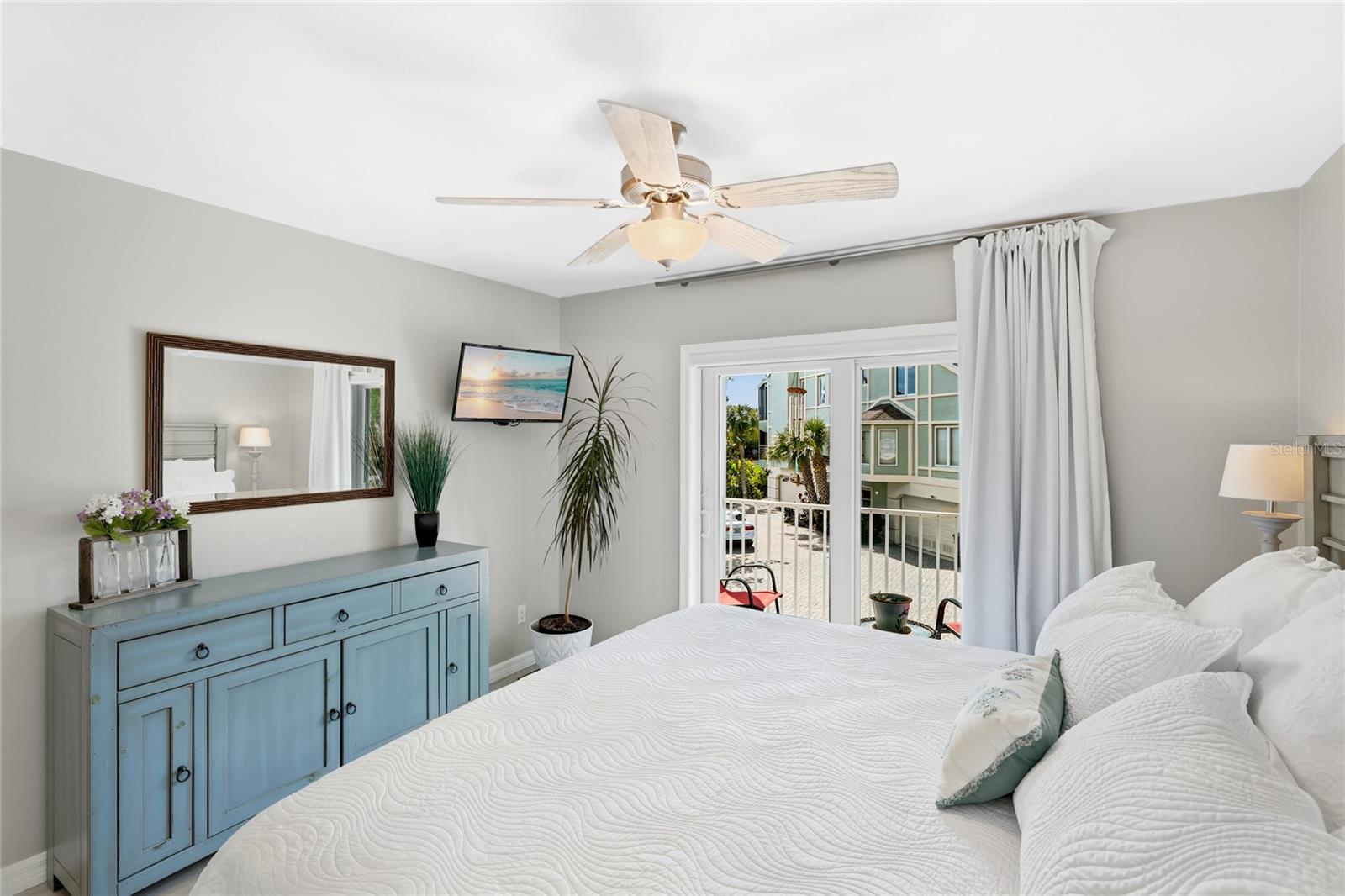 Image 24 of 57 For 120 Tidy Island Boulevard 120