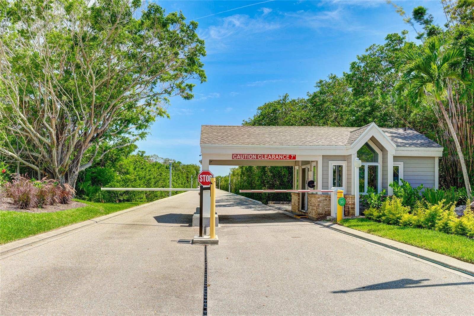 Image 37 of 57 For 120 Tidy Island Boulevard 120