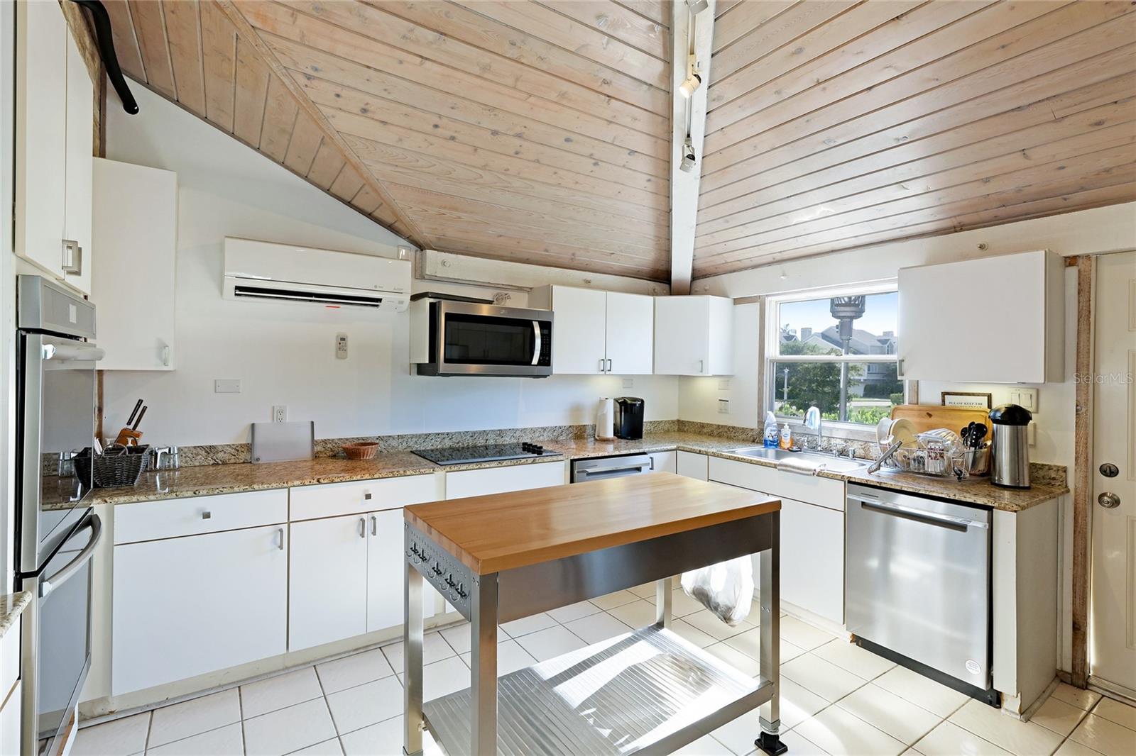 Image 41 of 57 For 120 Tidy Island Boulevard 120